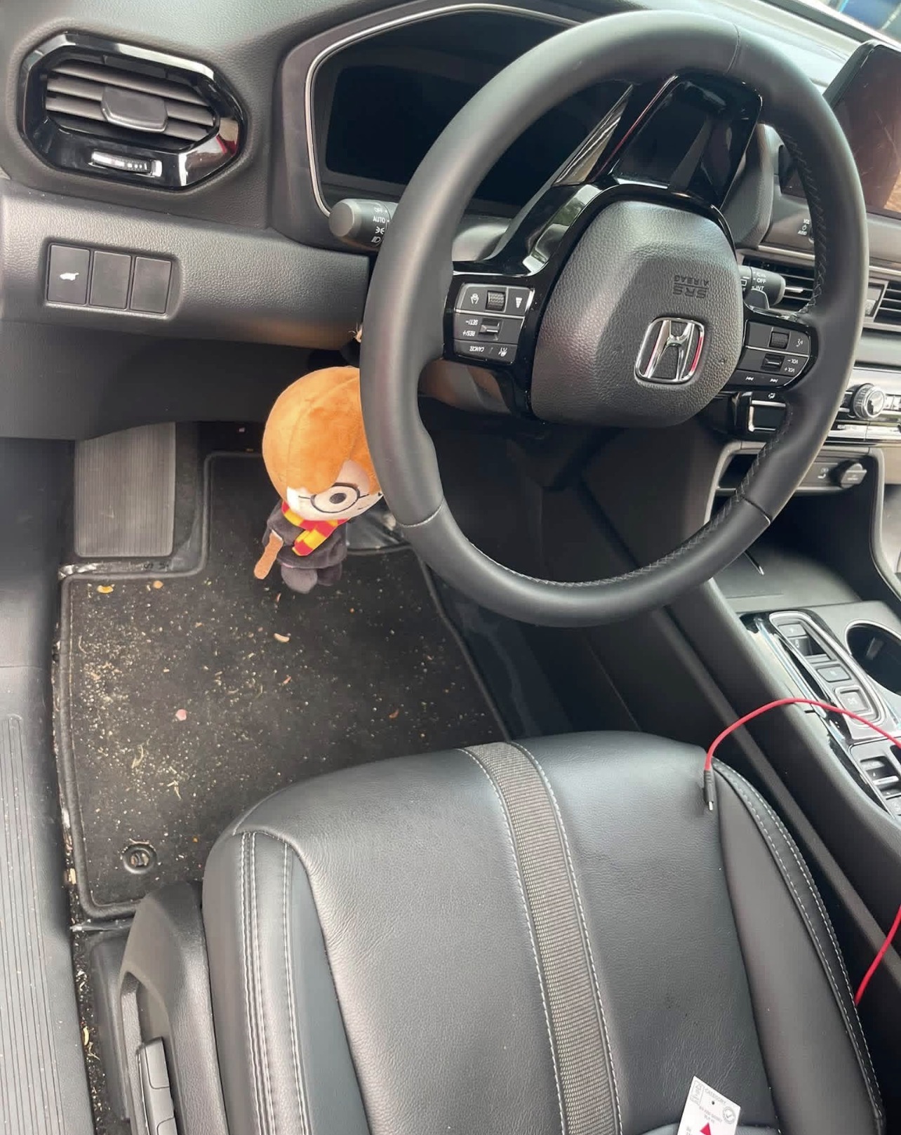 Honda · driver area — Before